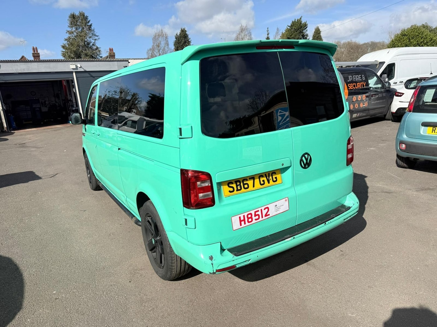 Used Volkswagen Transporter 2017 for sale - 77888895: Photo 11