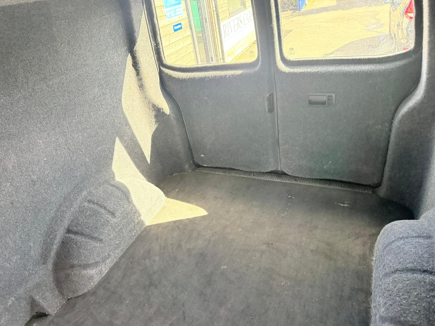 Used Volkswagen Transporter 2017 for sale - 77888895: Photo 20