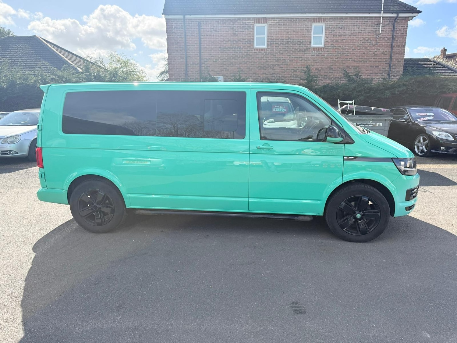 Used Volkswagen Transporter 2017 for sale - 77888895: Photo 9