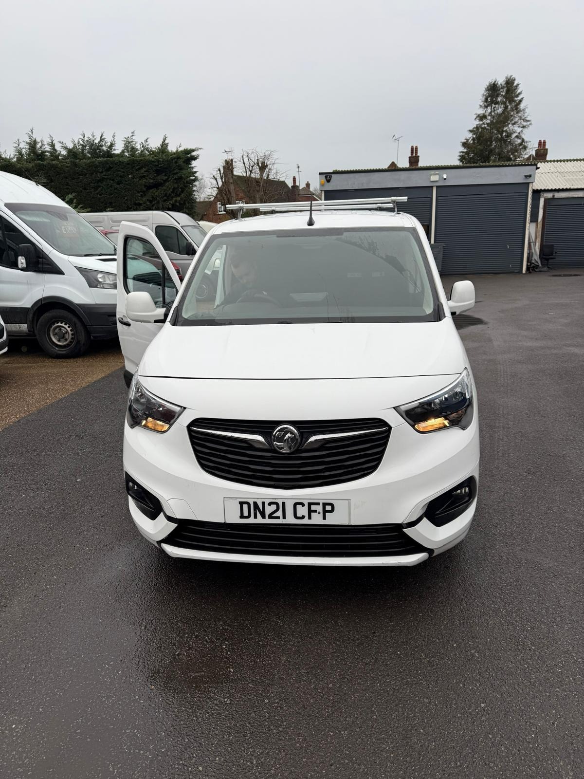 Used Vauxhall Combo 2021 for sale - 76968949: Photo 10