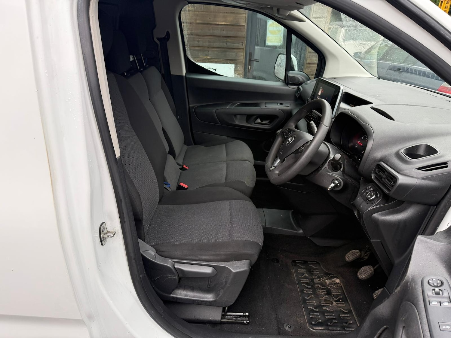 Used Vauxhall Combo 2021 for sale - 76968949: Photo 14