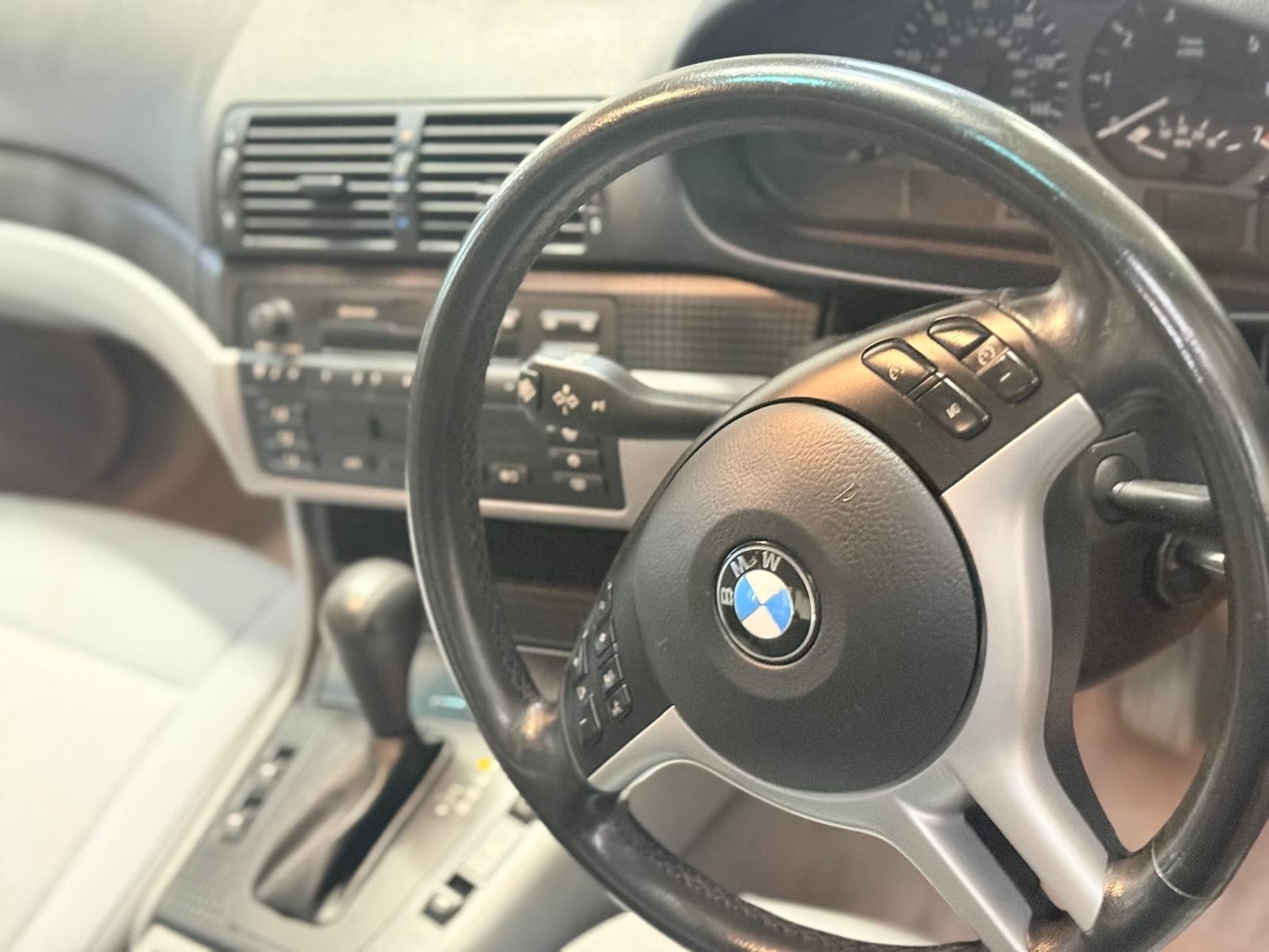 Used BMW 3 Series 2003 for sale - 77602006: Photo 4