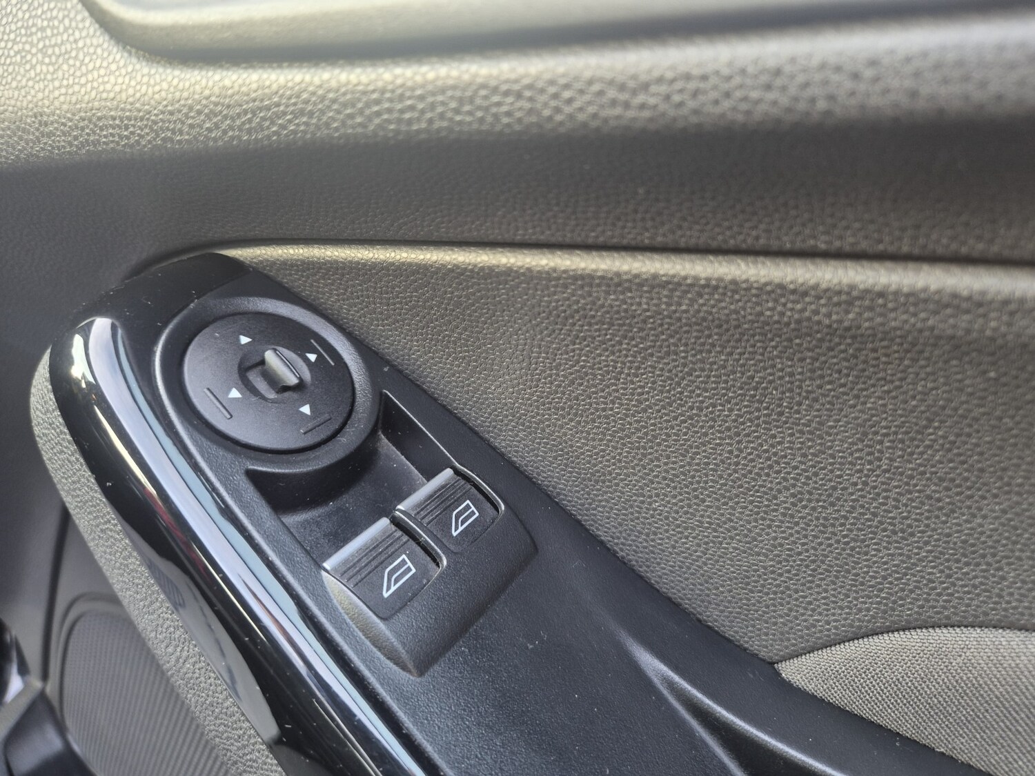 Used Ford Fiesta 2015 for sale - 78139382: Photo 19