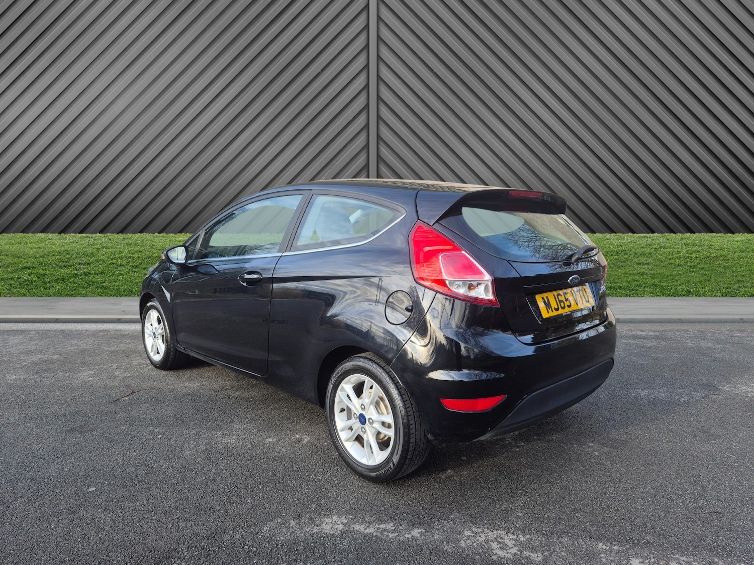 Used Ford Fiesta 2015 for sale - 78139382: Photo 4