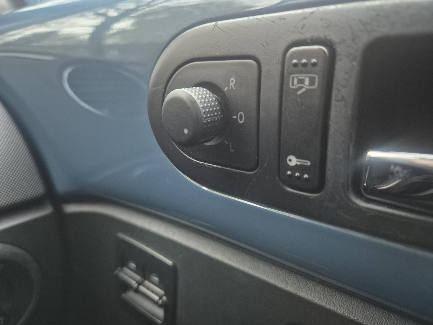 Used Volkswagen Beetle 2006 for sale - 77991788: Photo 19