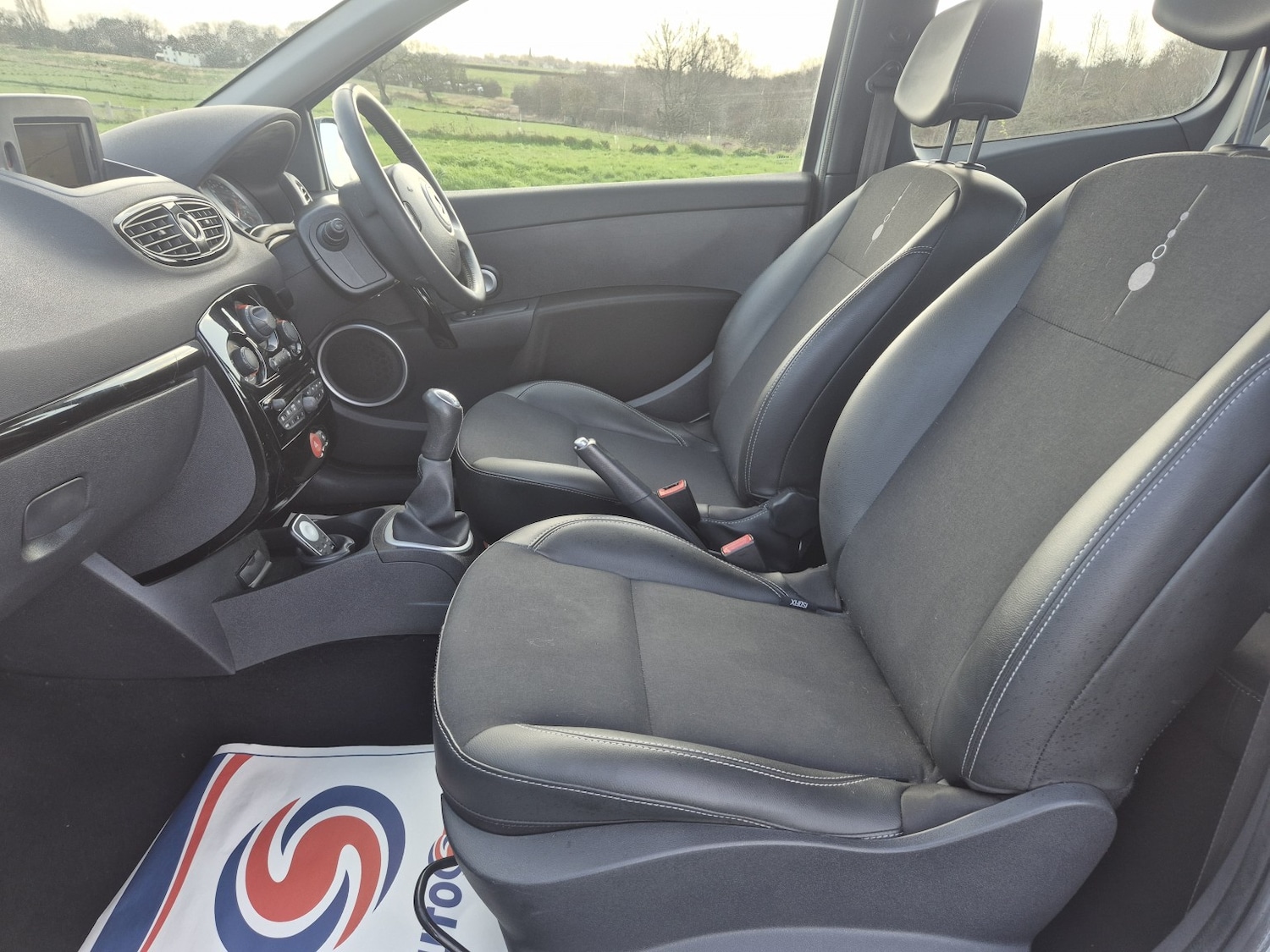 Used Renault Clio 2013 for sale - 77844904: Photo 9