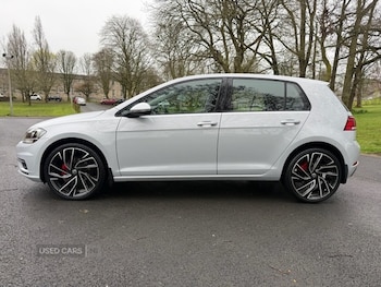 Used Volkswagen Golf 2017 for sale - 78102030: Photo