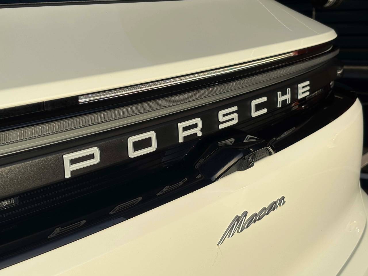Used Porsche Macan 2024 for sale - 77177099: Photo 16