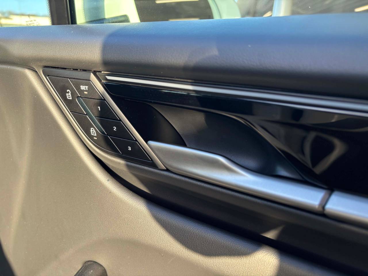 Used Porsche Macan 2024 for sale - 77177099: Photo 34