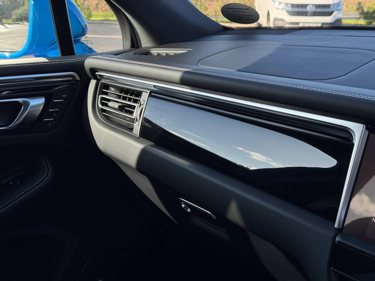 Used Porsche Macan 2024 for sale - 76110640: Photo 40