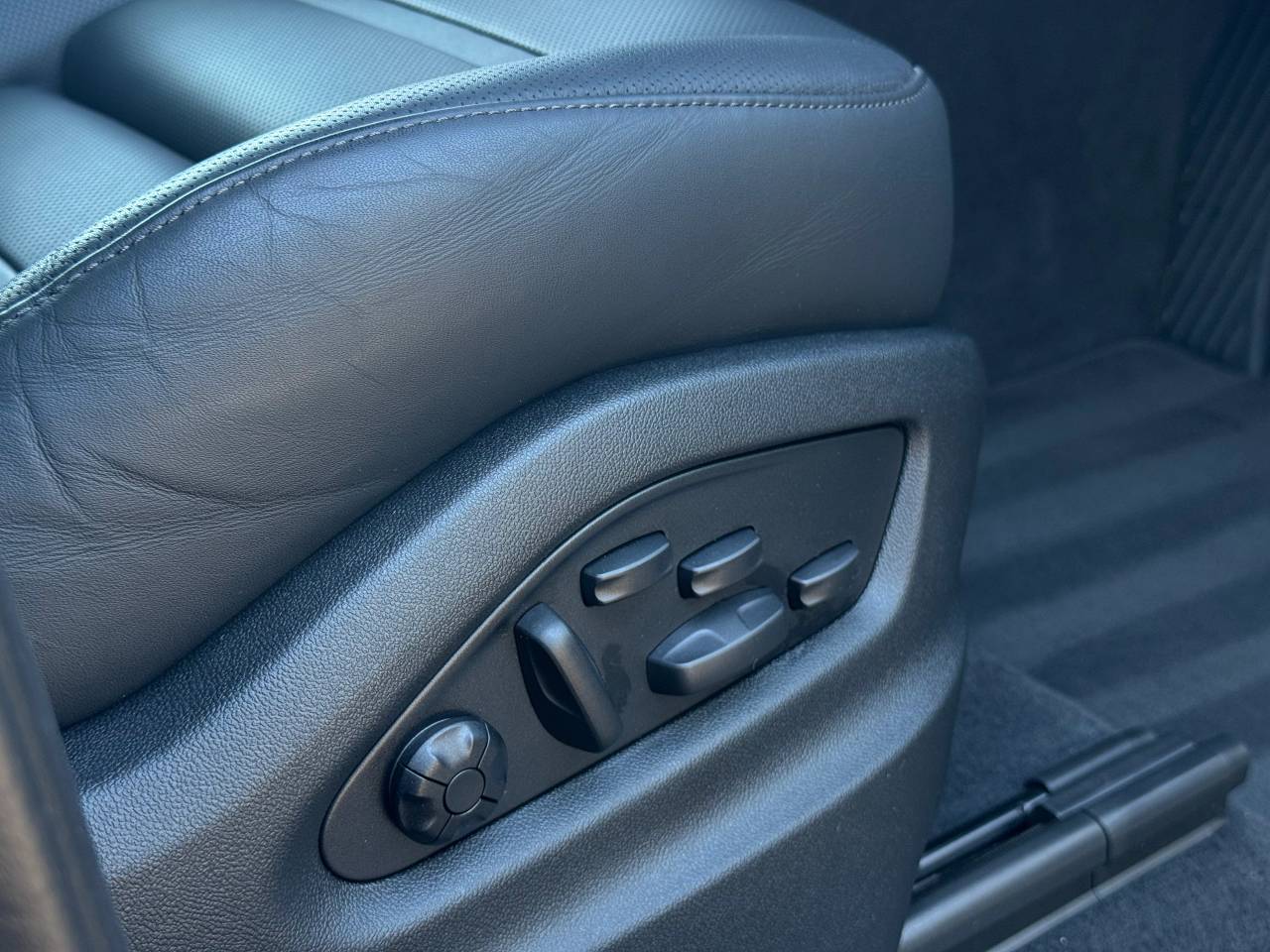 Used Porsche Cayenne 2024 for sale - 76111394: Photo 37