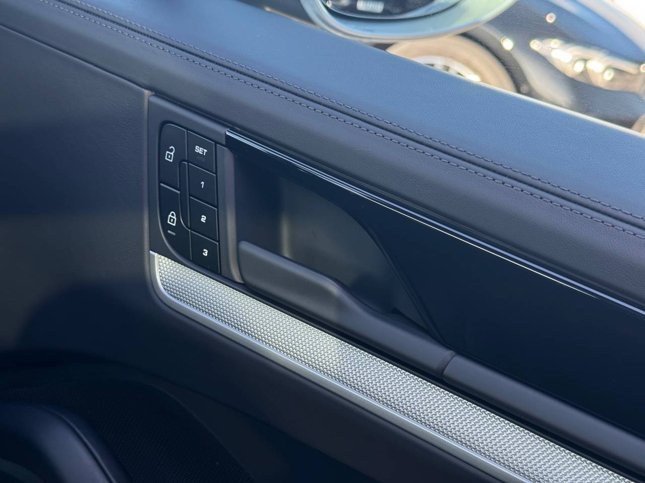 Used Porsche Cayenne 2024 for sale - 76111394: Photo 38