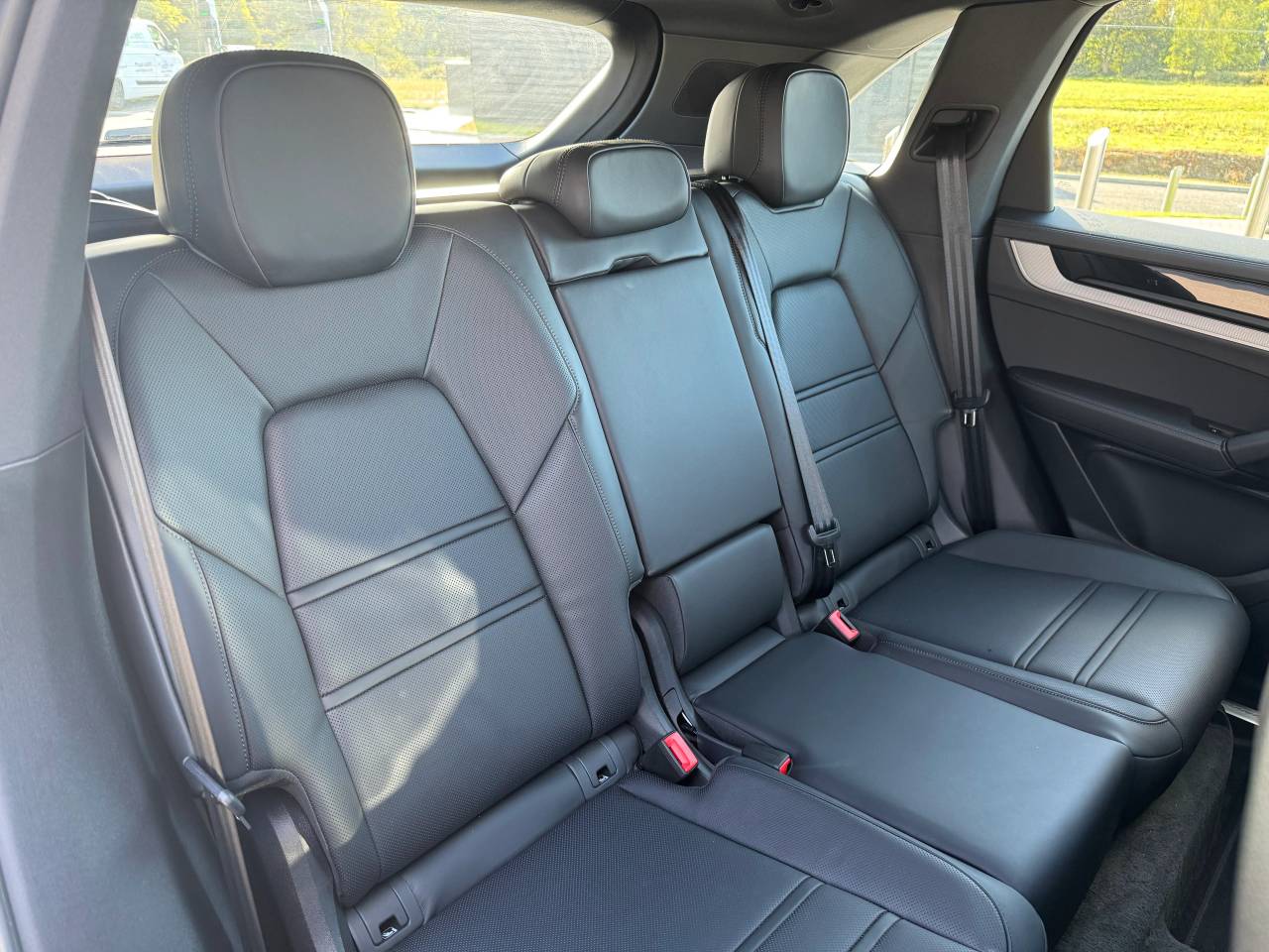 Used Porsche Cayenne 2024 for sale - 76111394: Photo 41