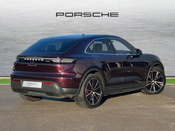 Used Porsche Macan 2025 for sale - 77124803: Photo