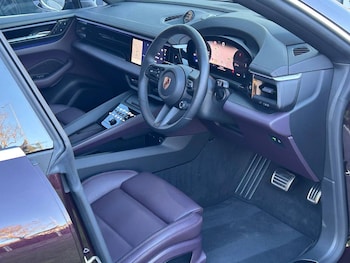 Used Porsche Macan 2025 for sale - 77124803: Photo