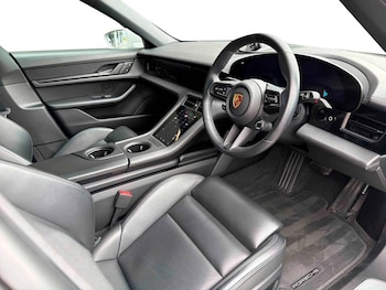 Used Porsche Taycan 2022 for sale - 78388649: Photo