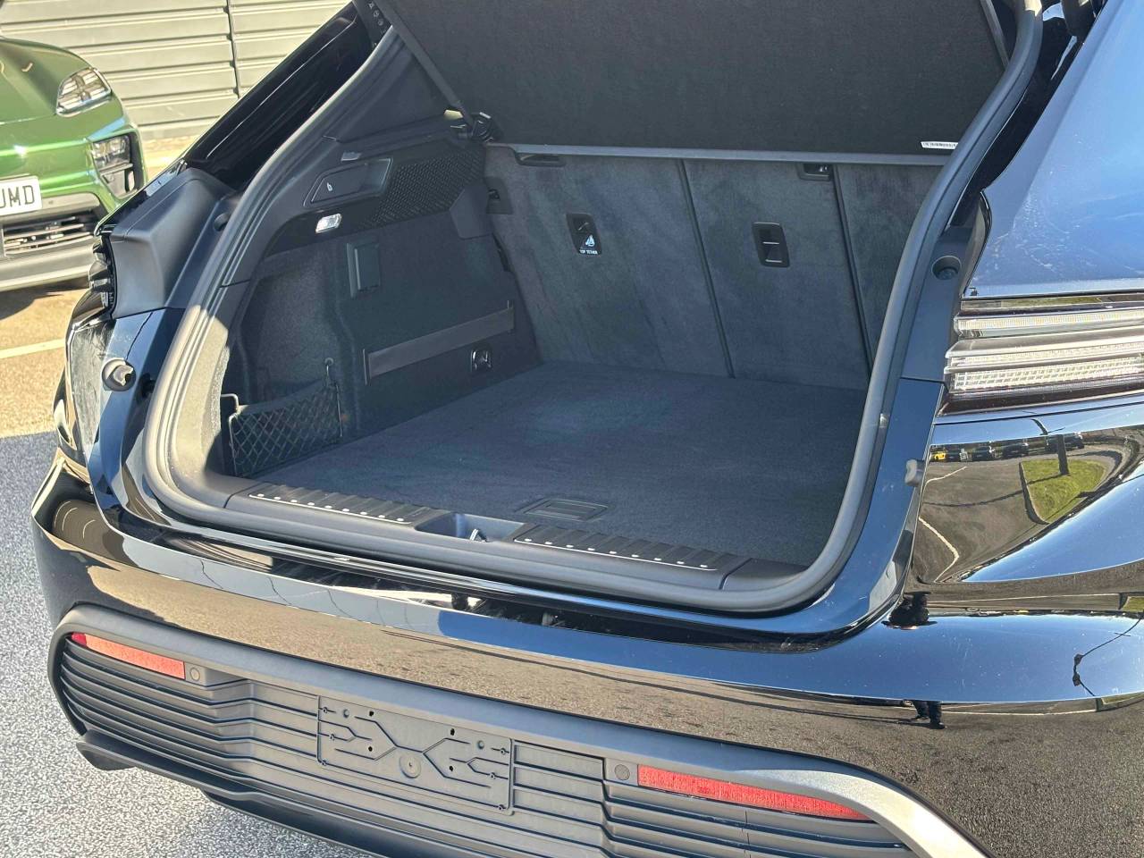 Used Porsche Macan 2025 for sale - 77565373: Photo 14