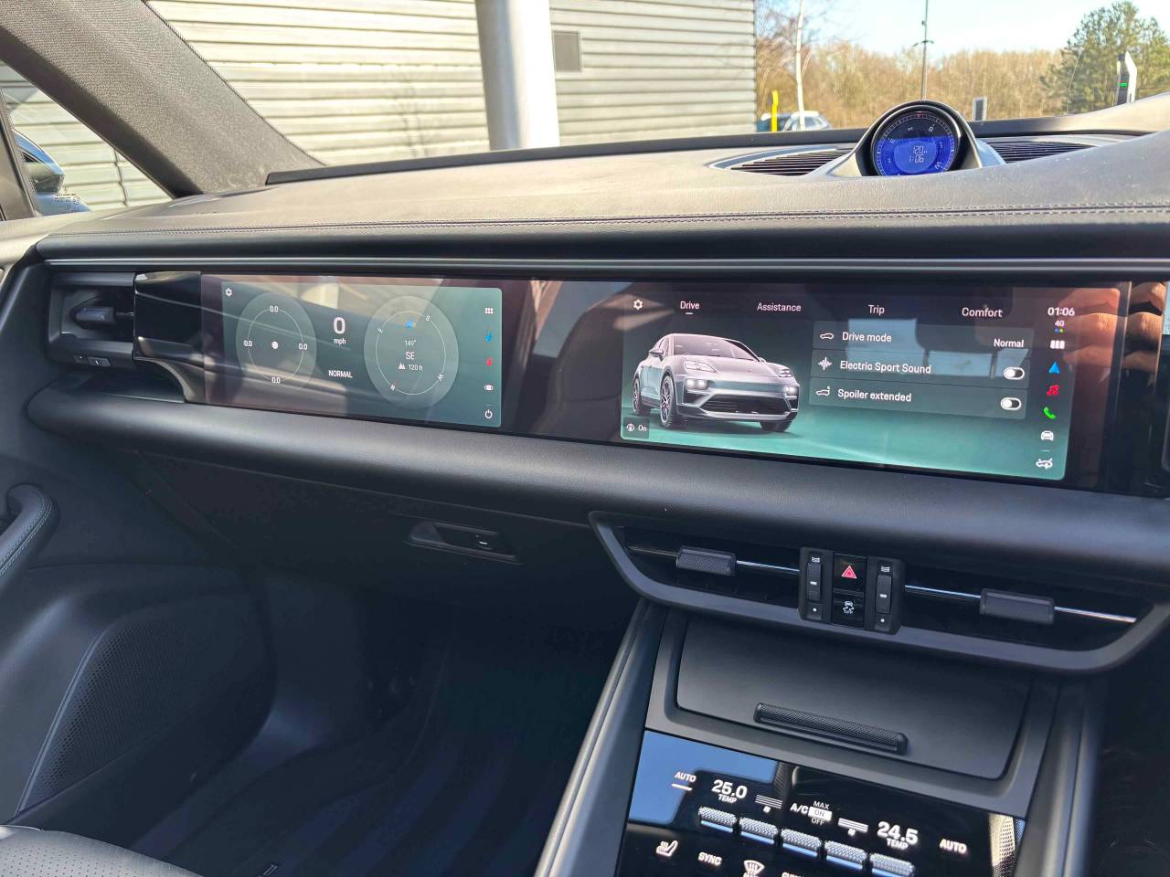 Used Porsche Macan 2025 for sale - 77565373: Photo 21