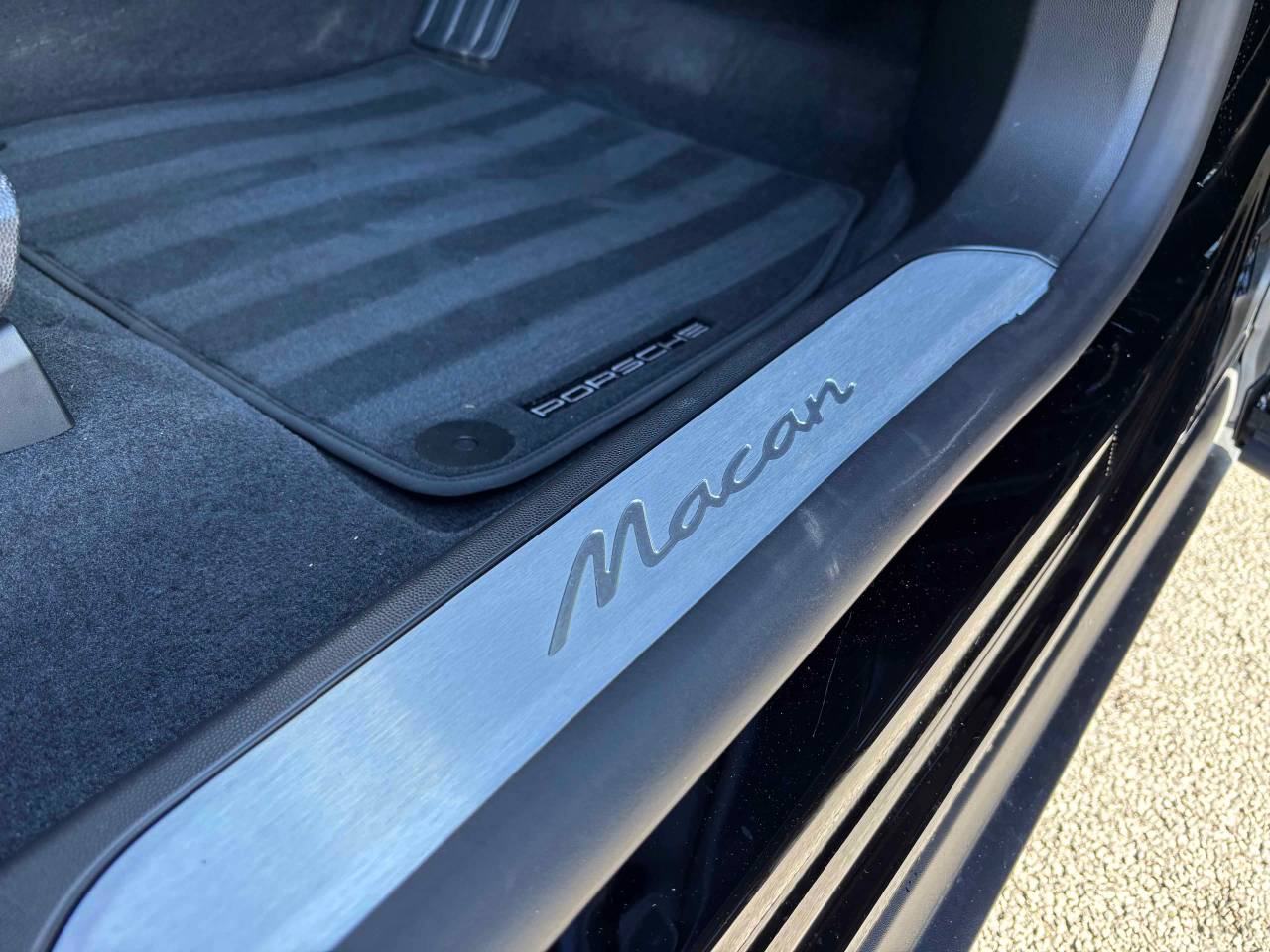 Used Porsche Macan 2025 for sale - 77565373: Photo 28