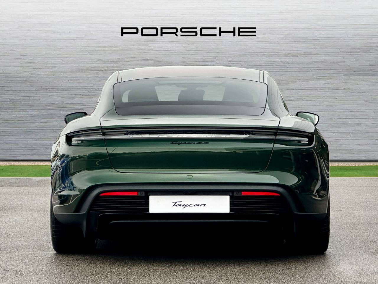 Used Porsche Taycan 2025 for sale - 77176610: Photo 8