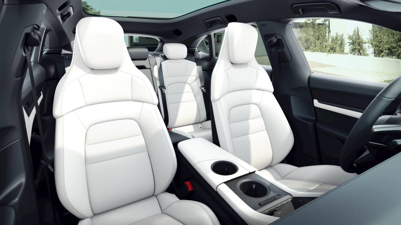 Used Porsche Taycan 2023 for sale - 77739465: Photo 6