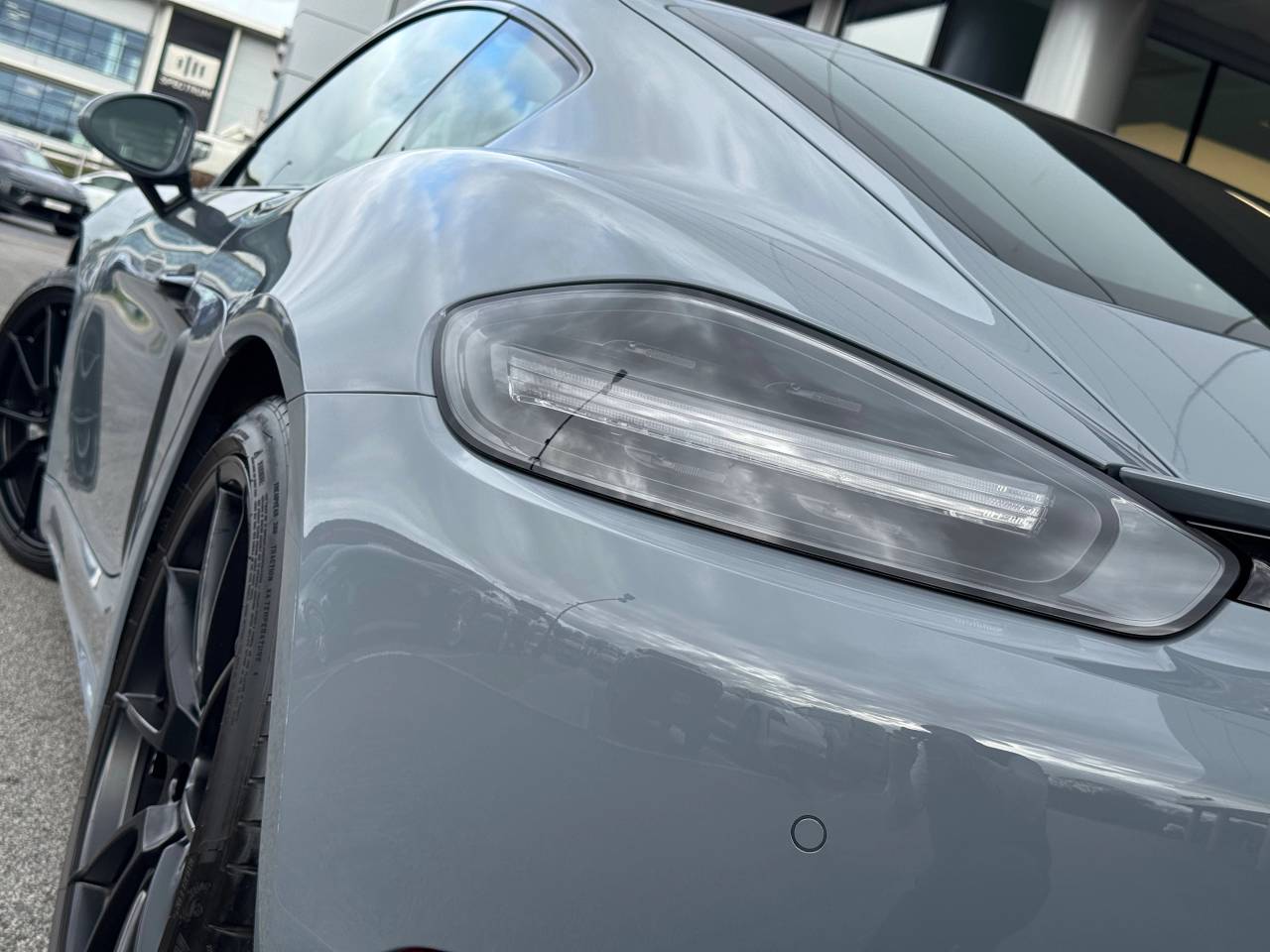 Used Porsche Cayman 2023 for sale - 77926885: Photo 18