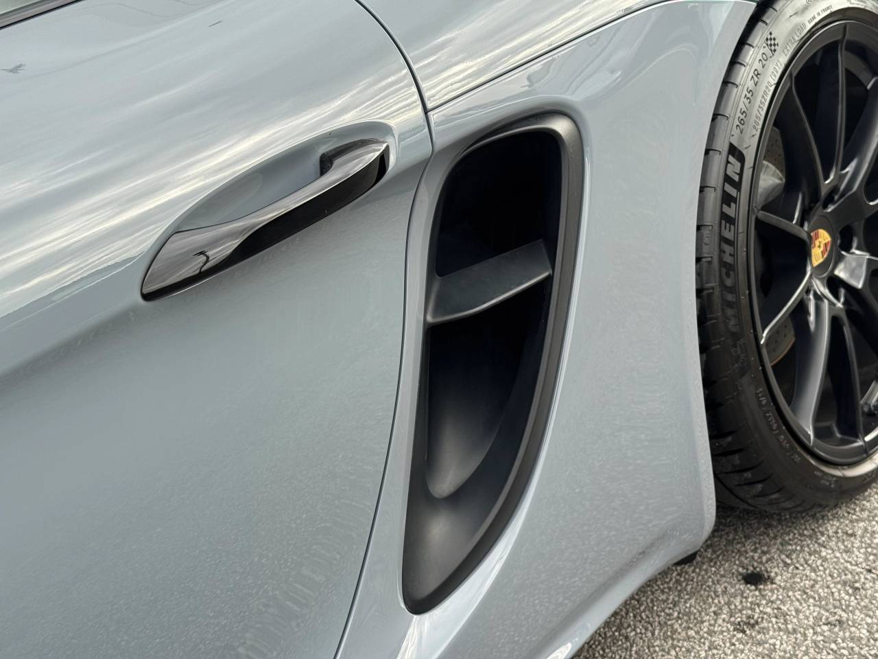 Used Porsche Cayman 2023 for sale - 77926885: Photo 19