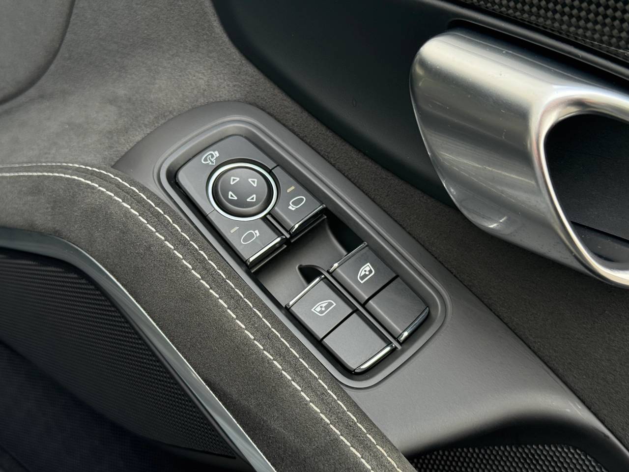 Used Porsche Cayman 2023 for sale - 77926885: Photo 21