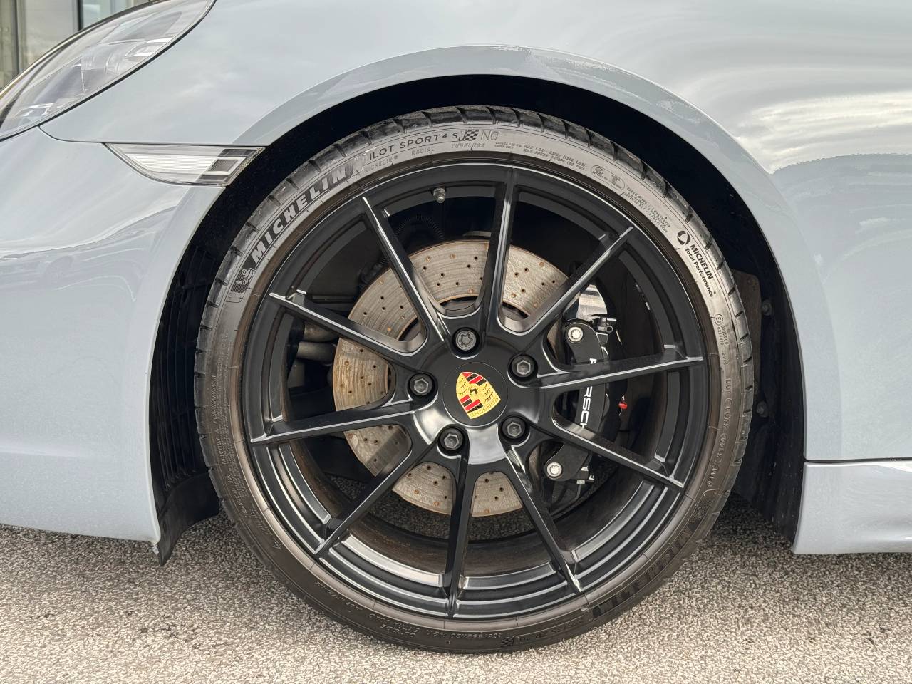 Used Porsche Cayman 2023 for sale - 77926885: Photo 8