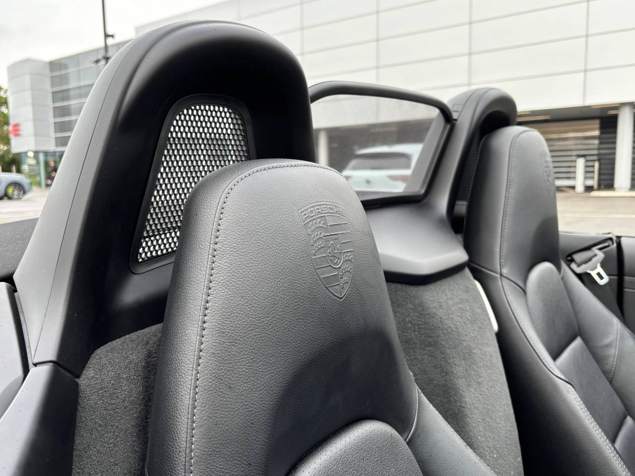 Used Porsche Boxster 2018 for sale - 76216688: Photo 18