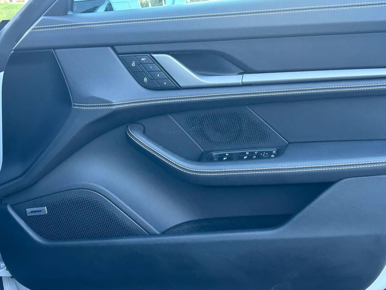 Used Porsche Taycan 2023 for sale - 77177551: Photo 26