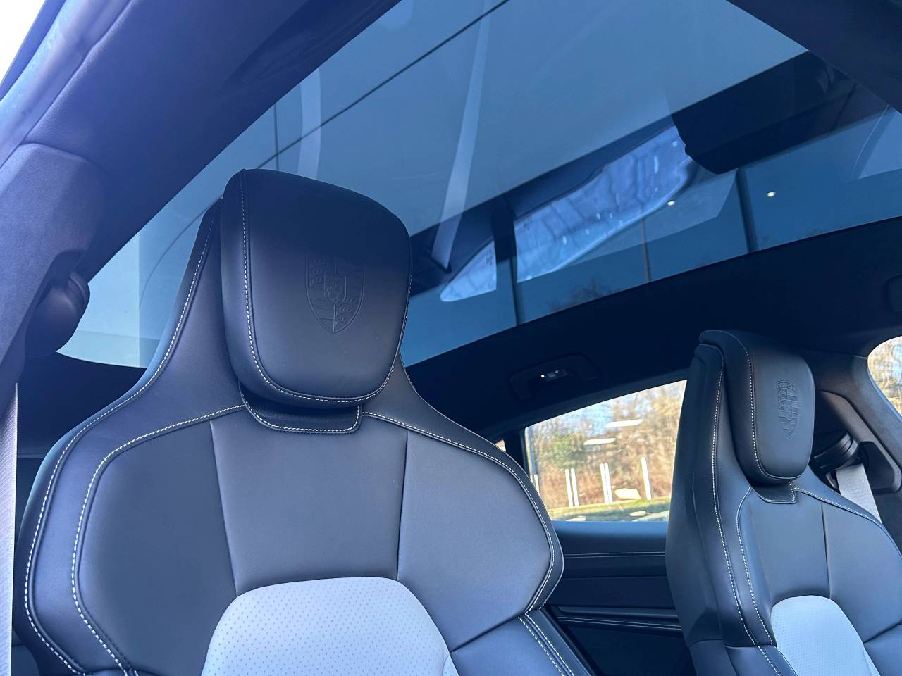 Used Porsche Taycan 2023 for sale - 77177551: Photo 5