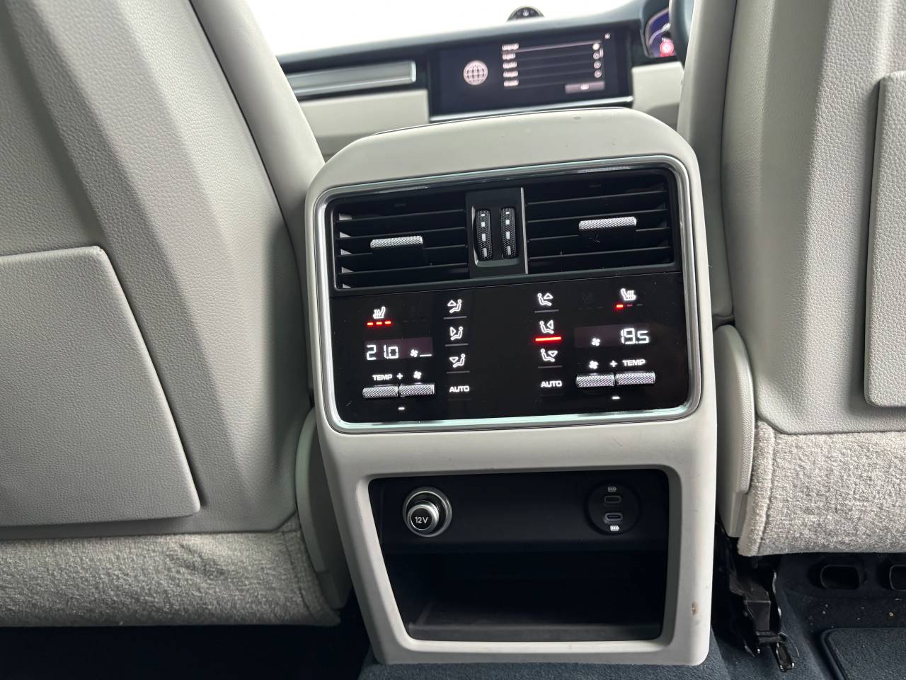 Used Porsche Cayenne 2022 for sale - 76670995: Photo 37