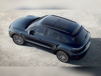 Used Porsche Cayenne 2022 for sale - 76670995: Photo