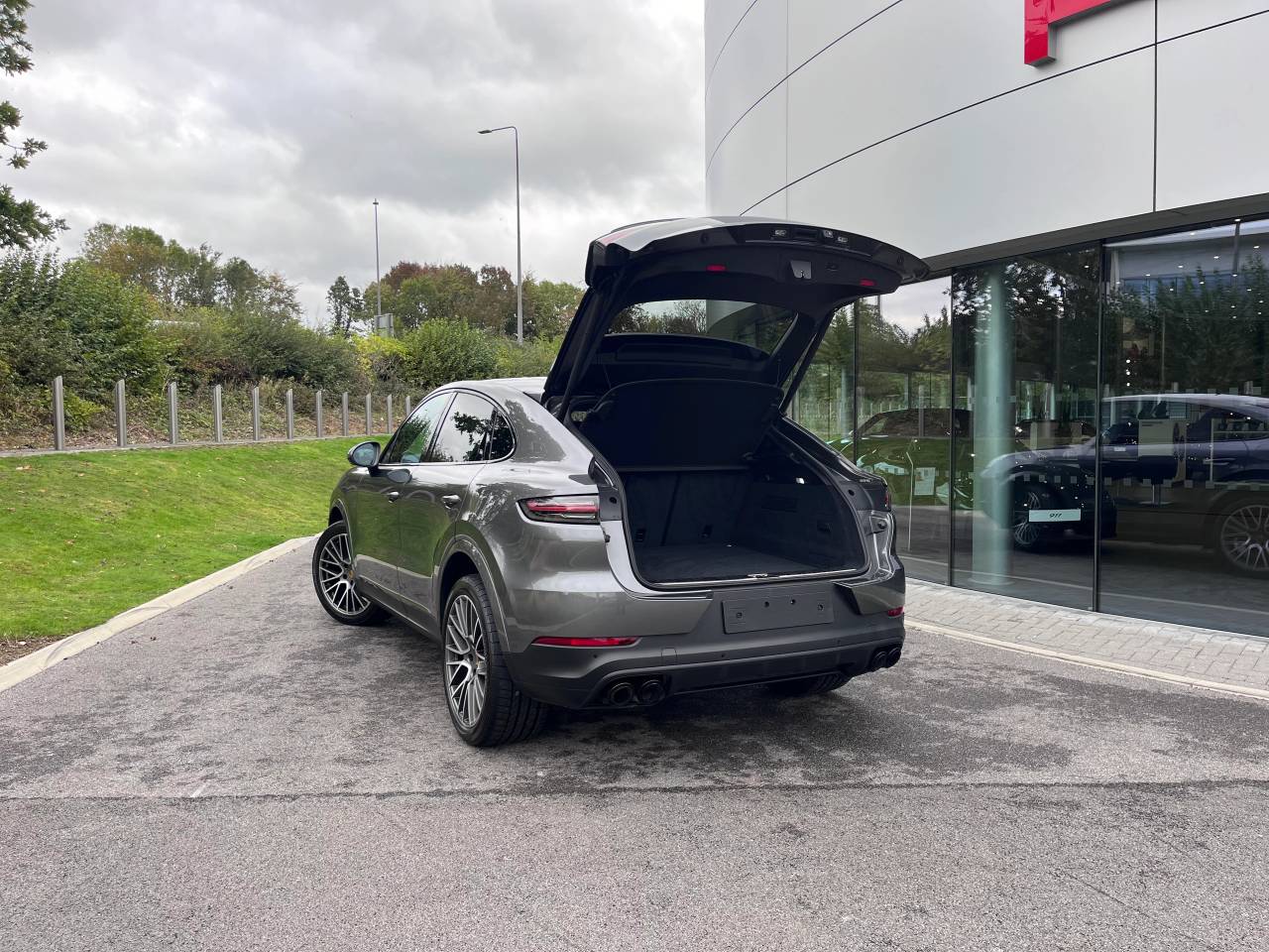 Used Porsche Cayenne 2020 for sale - 77177001: Photo 8