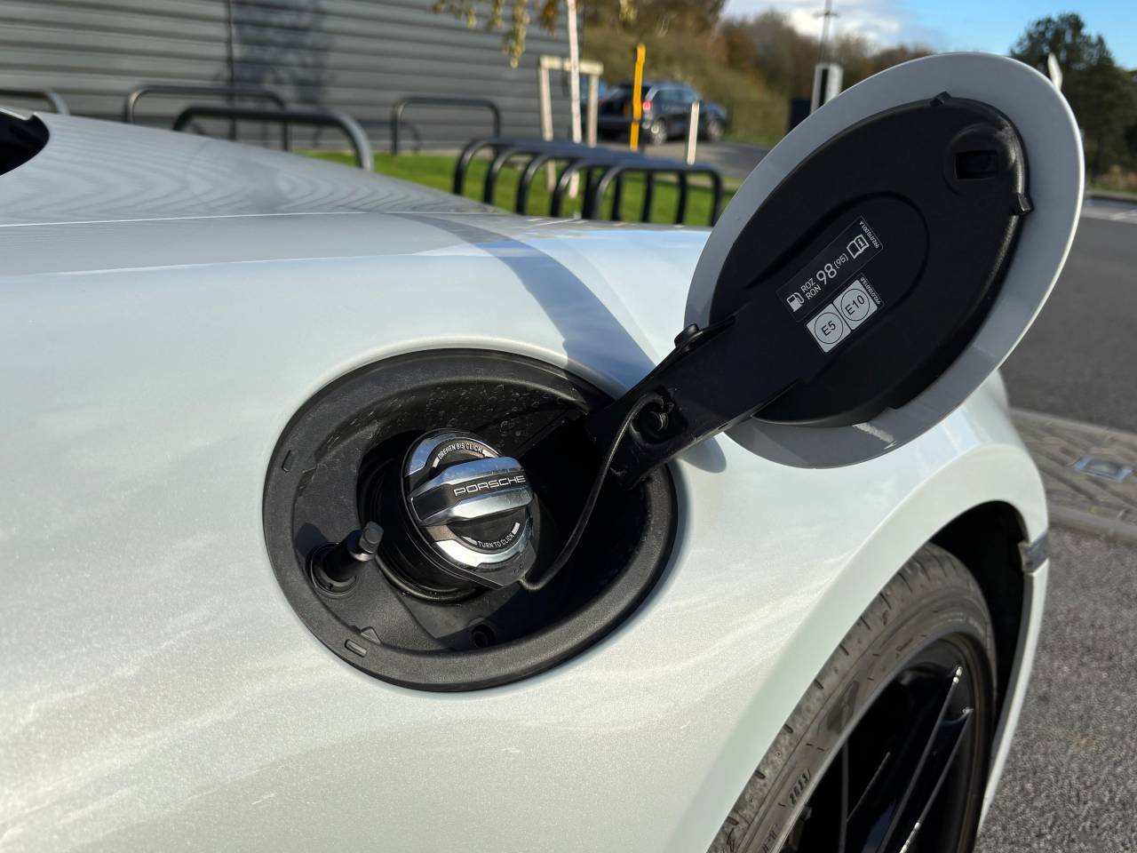 Used Porsche 911 2024 for sale - 76372401: Photo 16