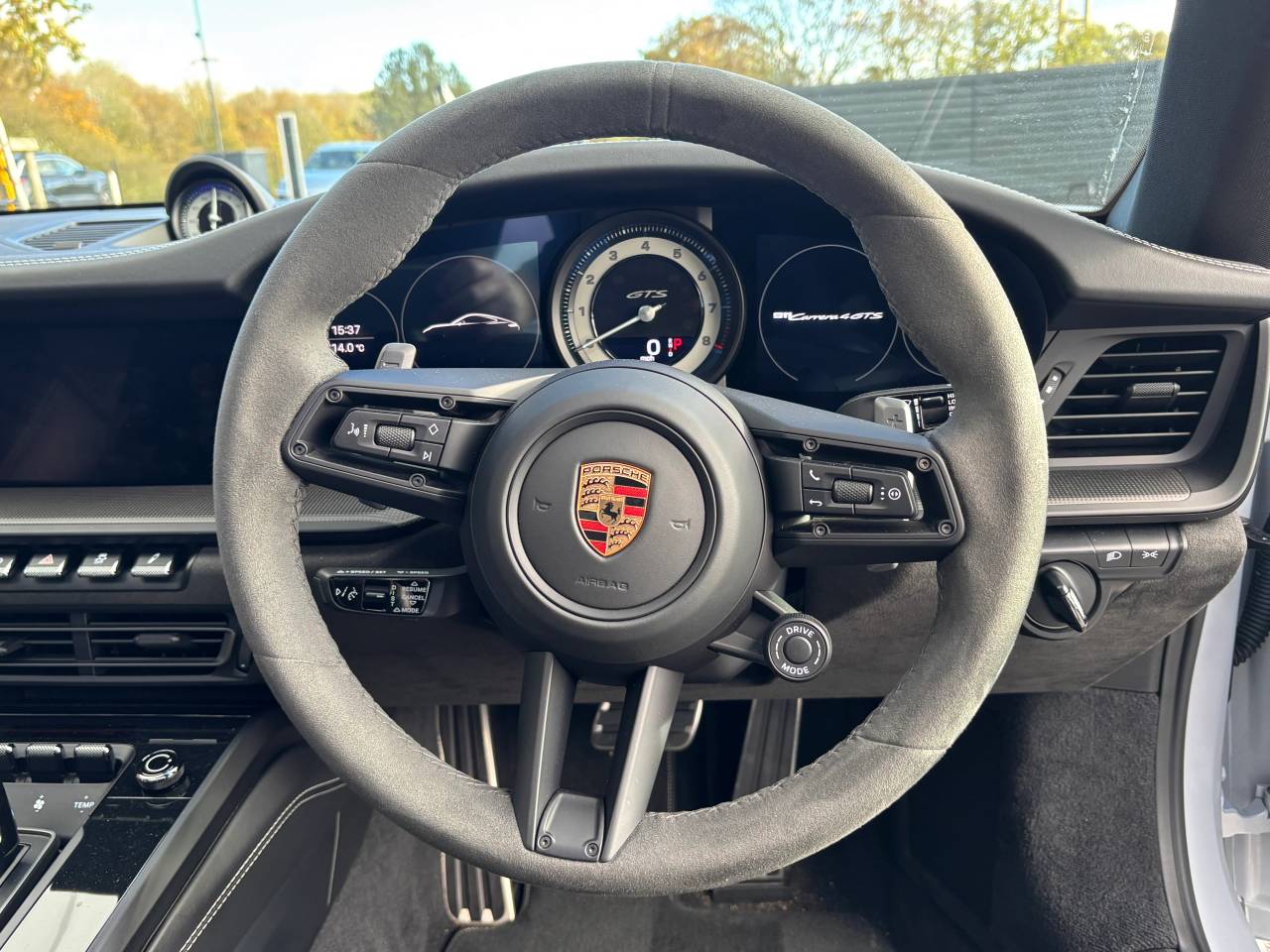 Used Porsche 911 2024 for sale - 76372401: Photo 18