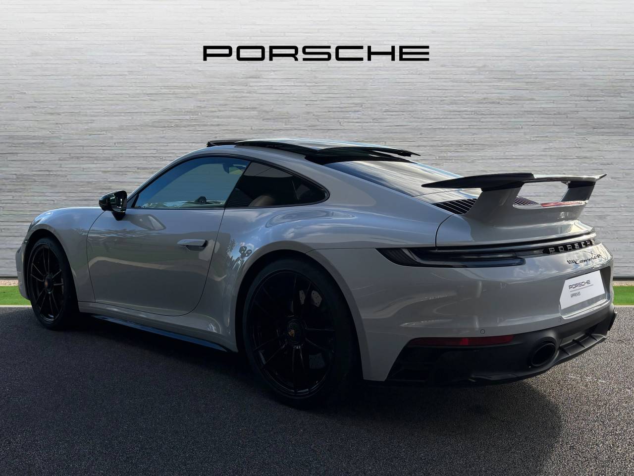 Used Porsche 911 2024 for sale - 76372401: Photo 43