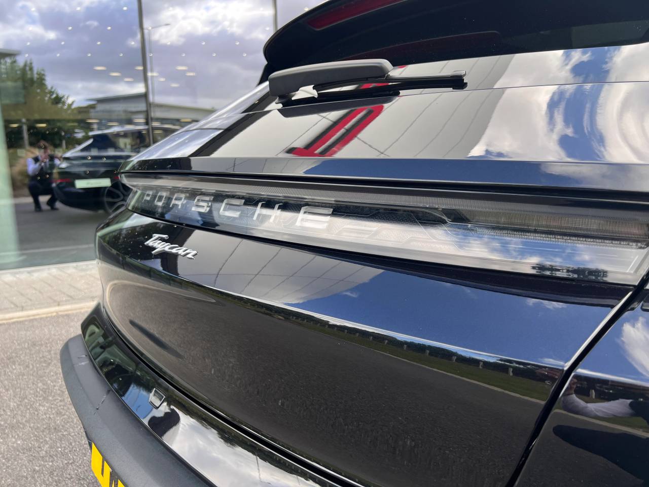 Used Porsche Taycan 2023 for sale - 76110623: Photo 18