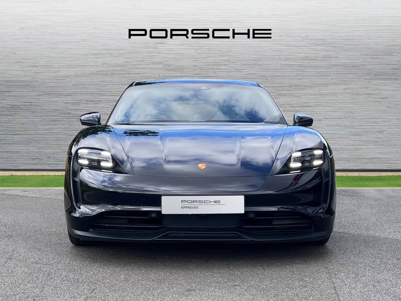 Used Porsche Taycan 2023 for sale - 76110623: Photo 39
