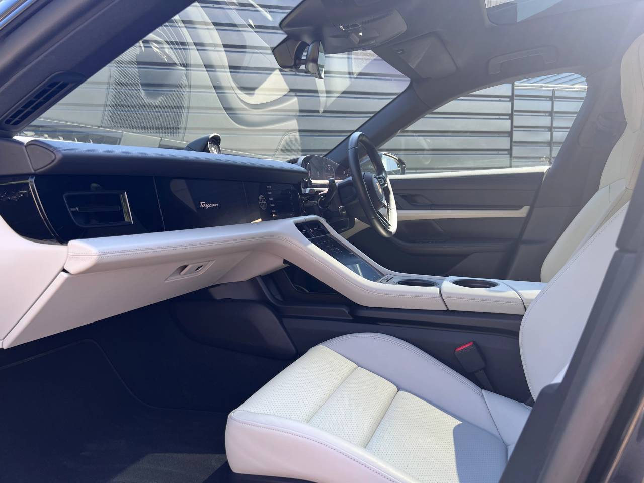 Used Porsche Taycan 2023 for sale - 76110623: Photo 45