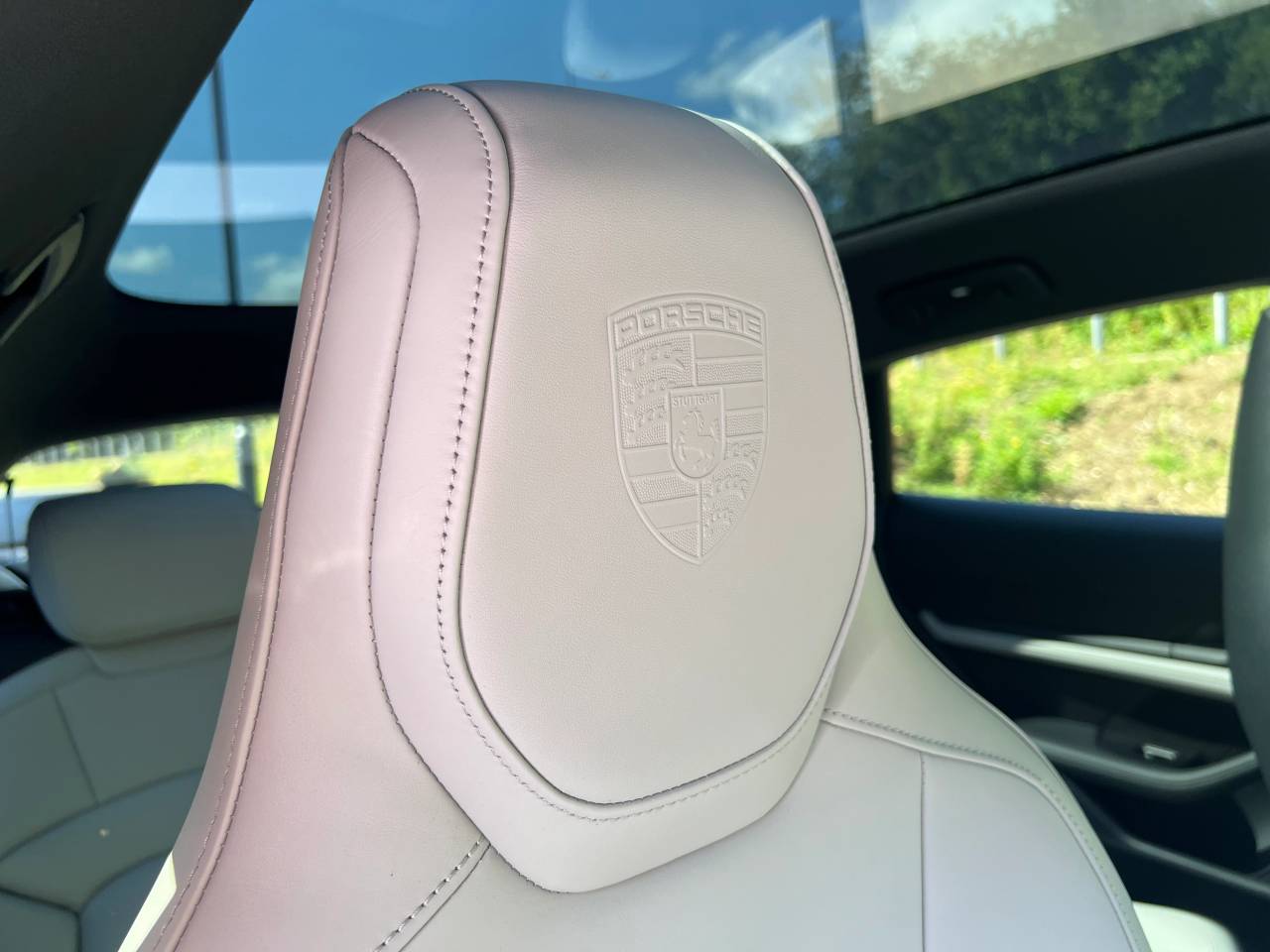 Used Porsche Taycan 2023 for sale - 76110623: Photo 46