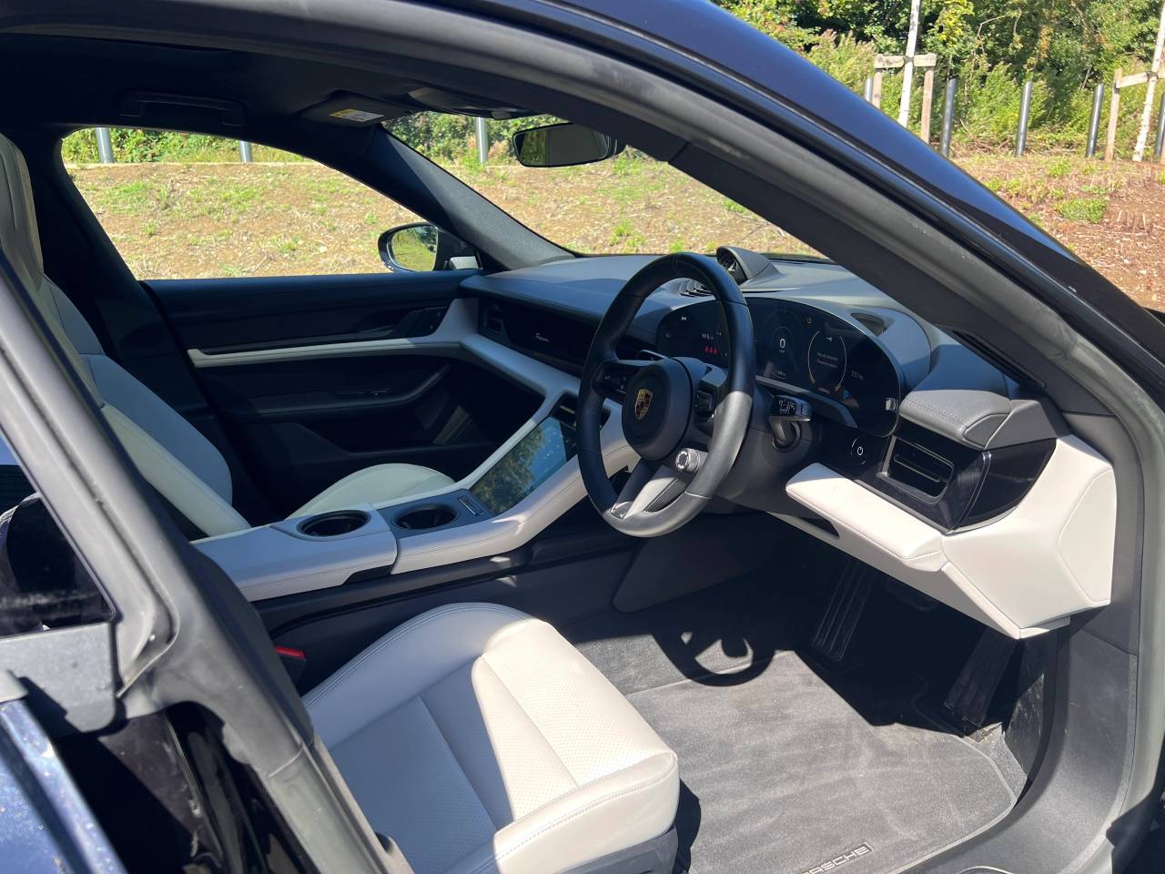 Used Porsche Taycan 2023 for sale - 76110623: Photo 47