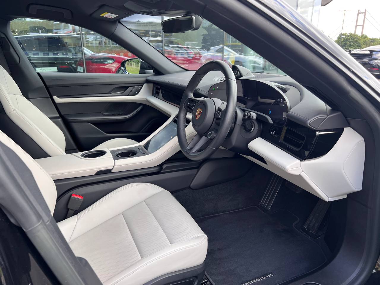 Used Porsche Taycan 2023 for sale - 76110623: Photo 7