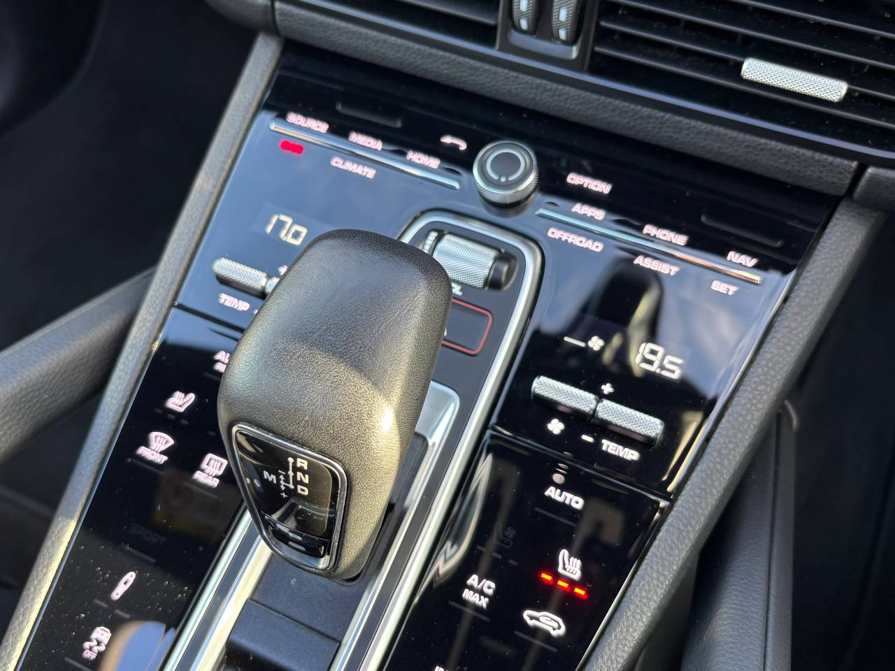 Used Porsche Cayenne 2022 for sale - 77176552: Photo 32