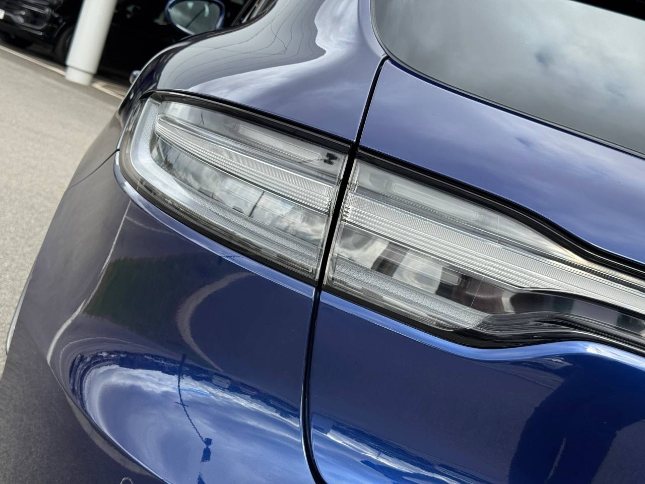 Used Porsche Macan 2022 for sale - 76110483: Photo 12