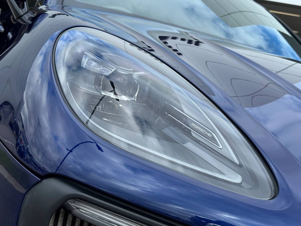 Used Porsche Macan 2022 for sale - 76110483: Photo 17