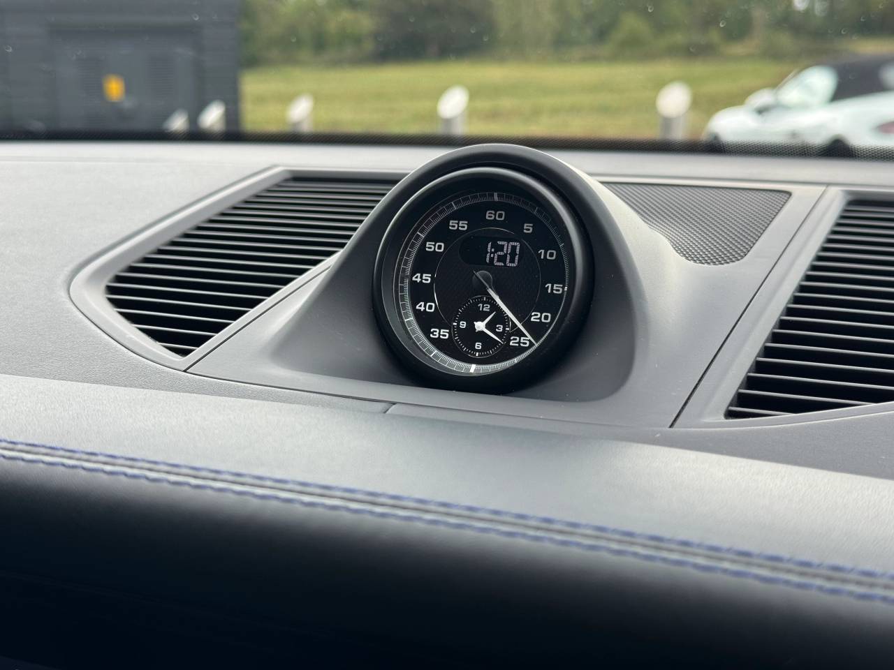 Used Porsche Macan 2022 for sale - 76110483: Photo 35
