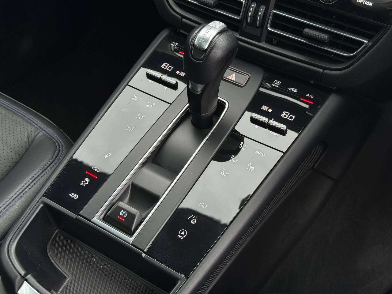 Used Porsche Macan 2022 for sale - 76110483: Photo 37