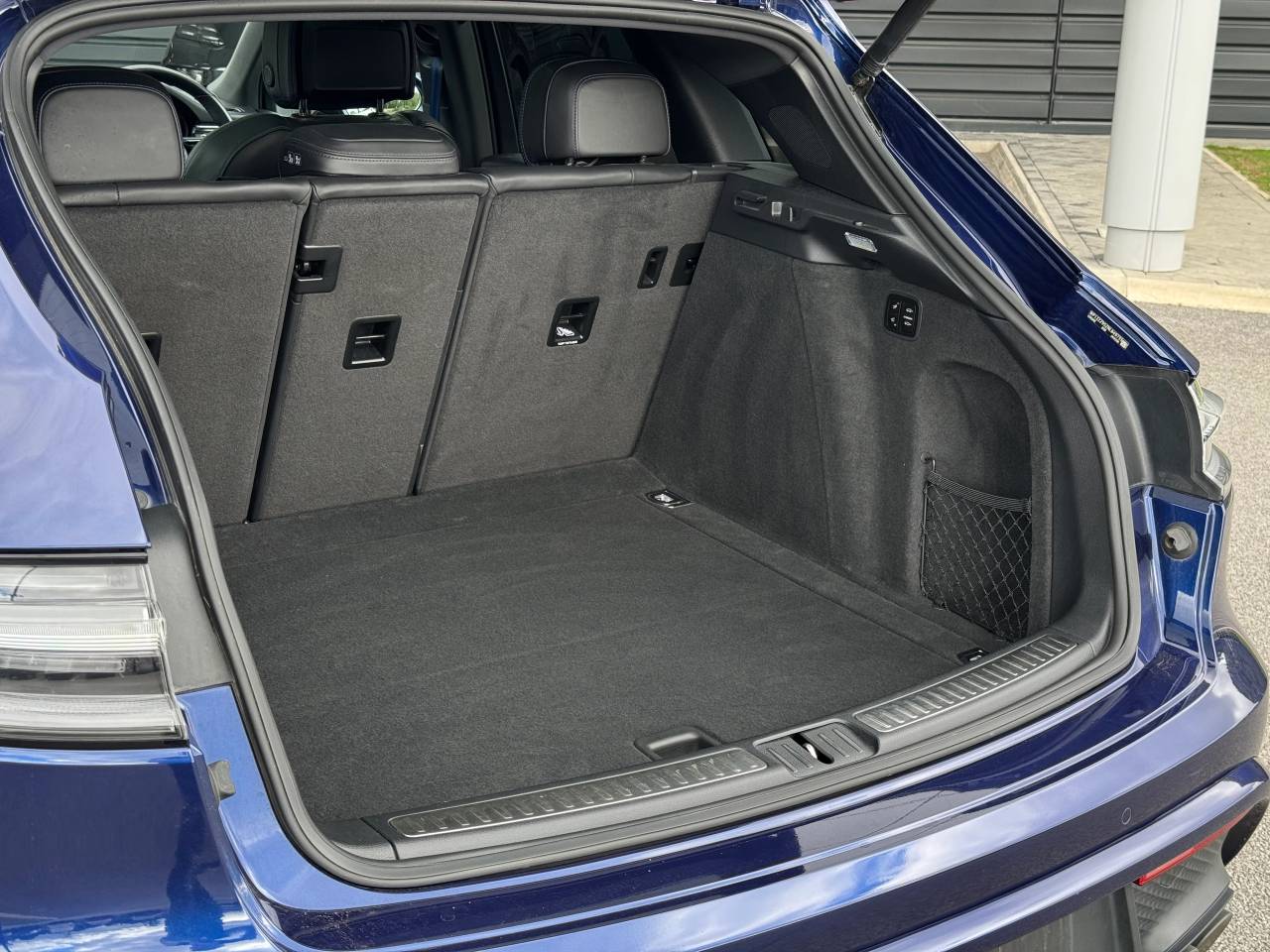 Used Porsche Macan 2022 for sale - 76110483: Photo 40